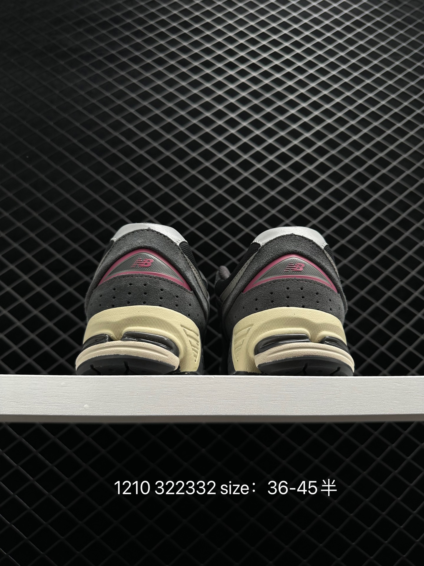 New Balance  ML2002RBA